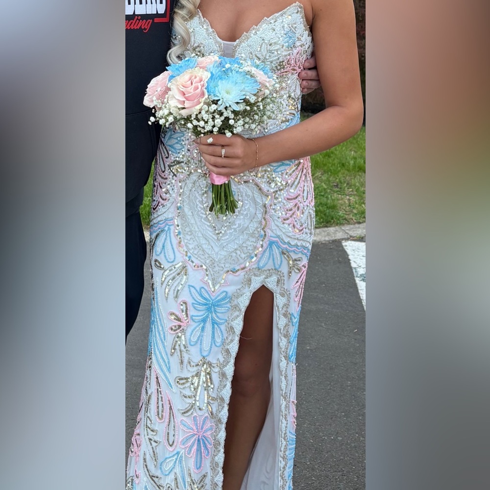 Angel mermaid like pink, blue, gold white prom dress (primavera)